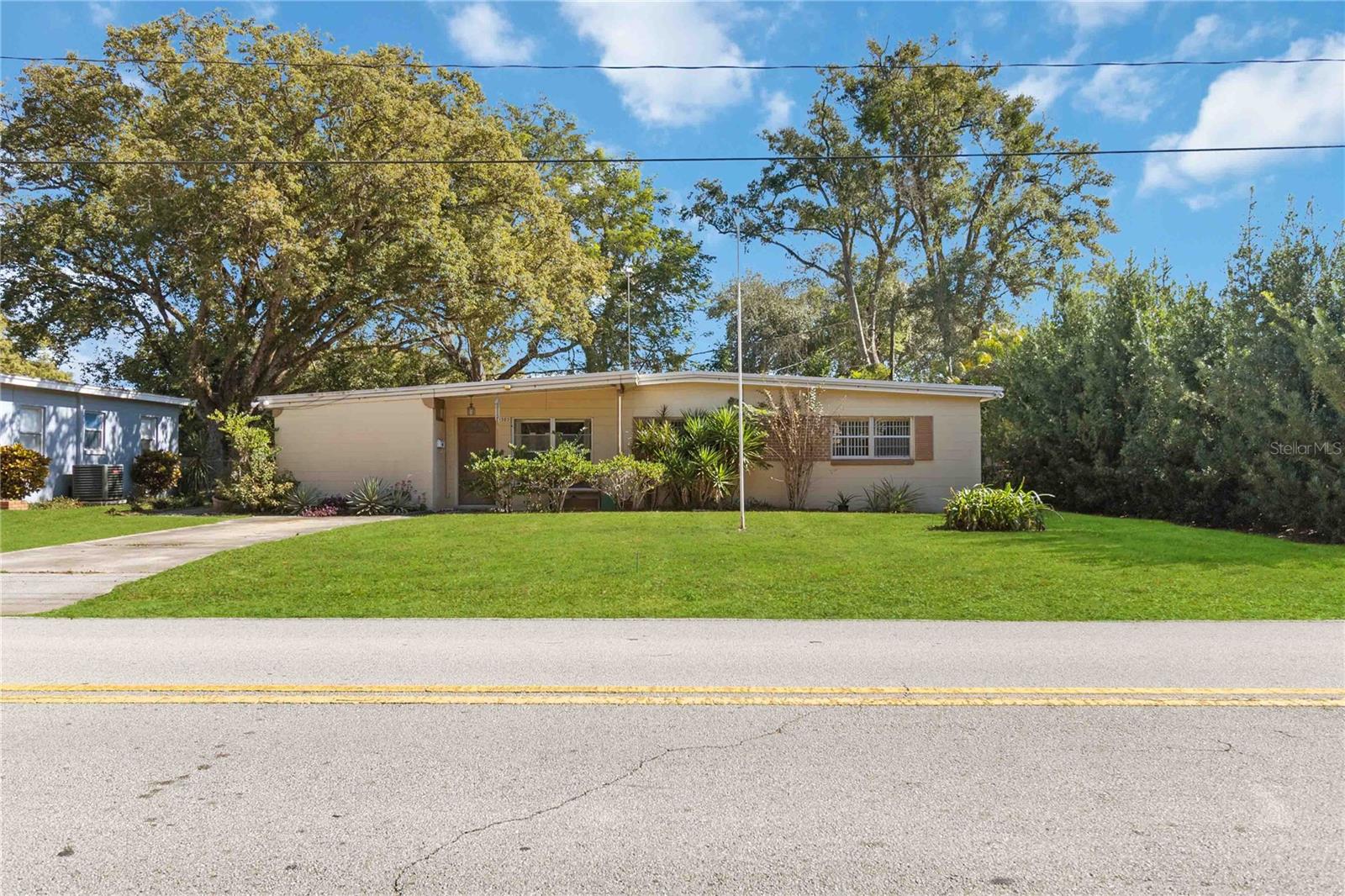 3503 S CRYSTAL LAKE DR, Orlando FL 32806