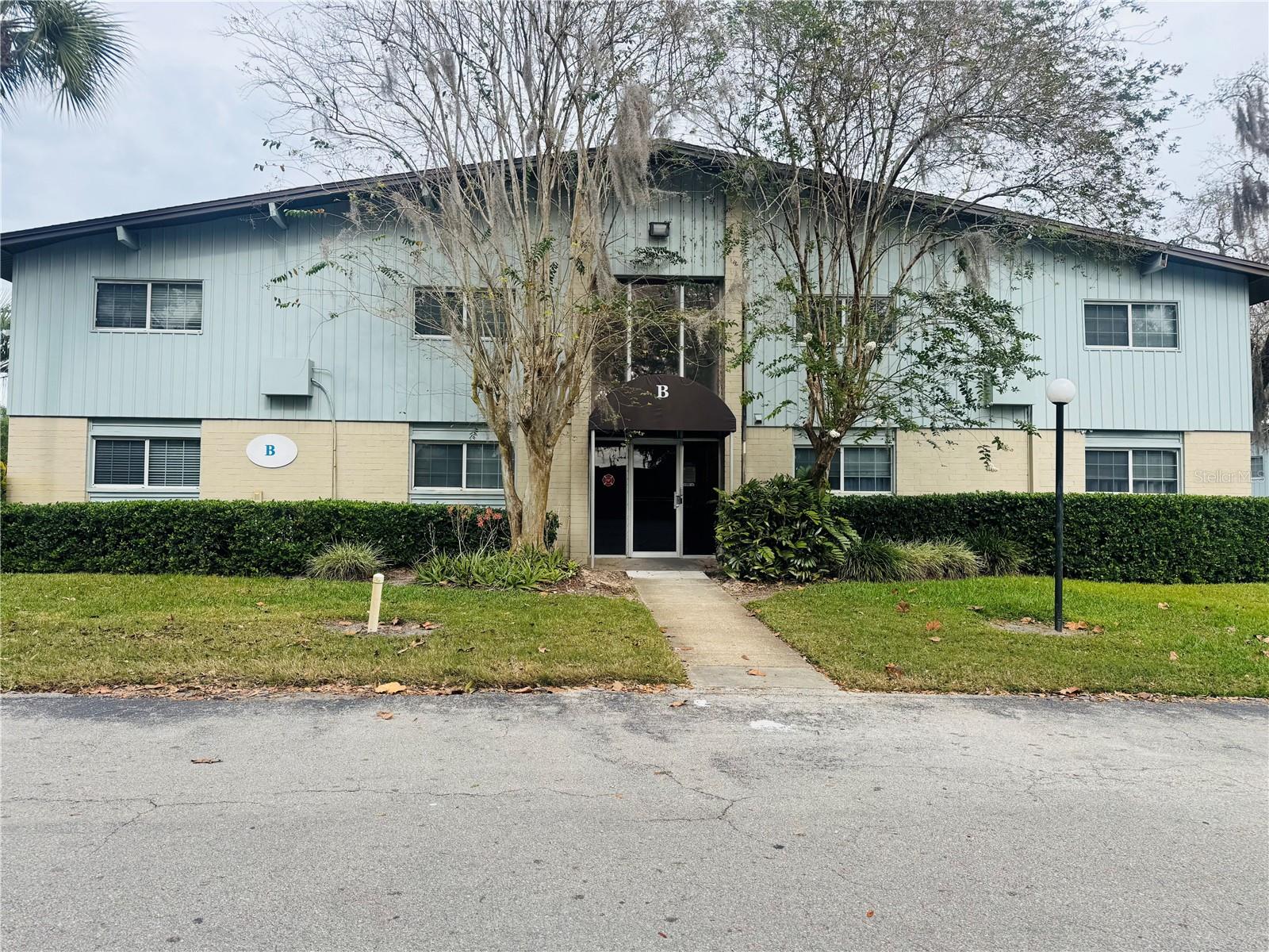 1695 LEE RD #B216, Winter Park FL 32789