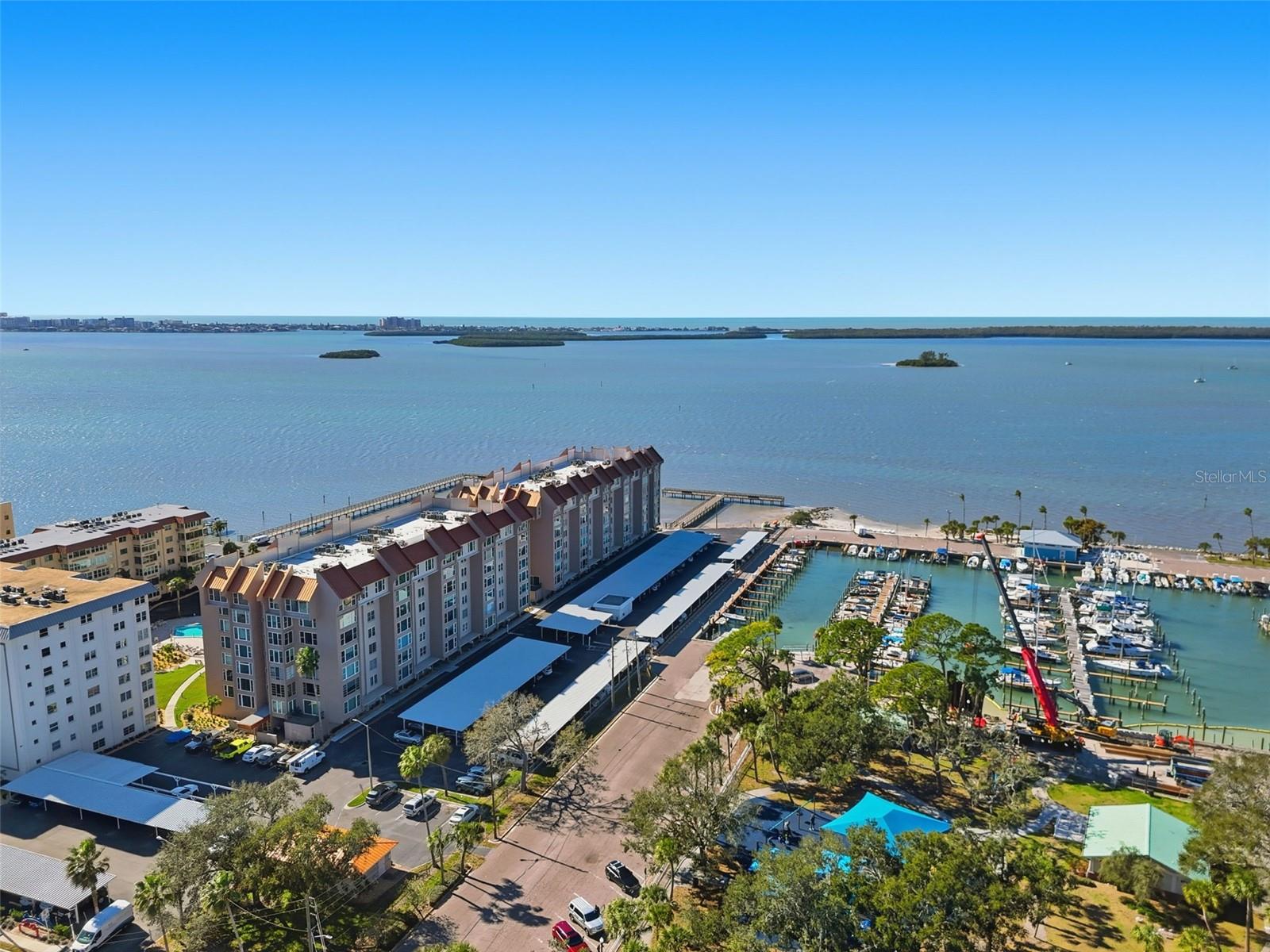 632 EDGEWATER DR #135, Dunedin FL 34698