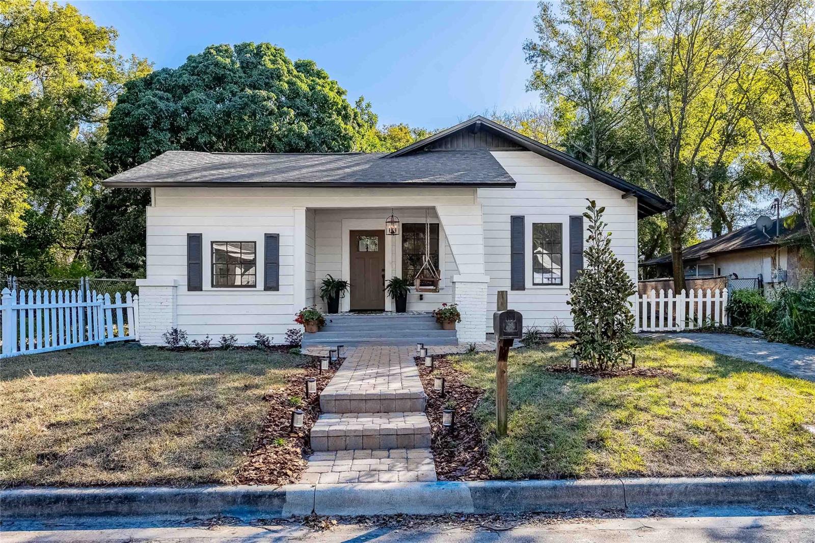 805 E CURTIS ST, Tampa FL 33603