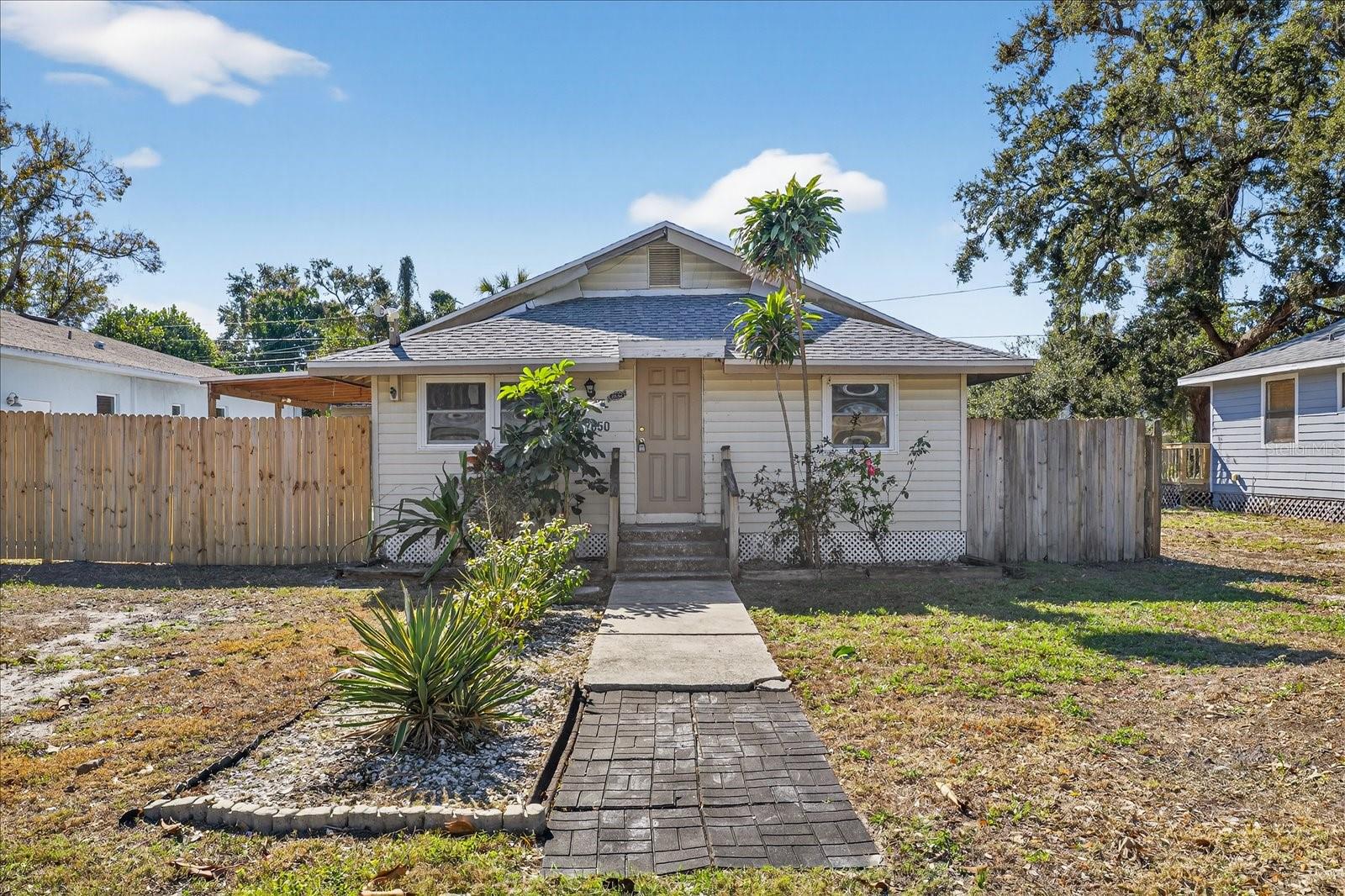 2850 59TH AVE N, St Petersburg FL 33714