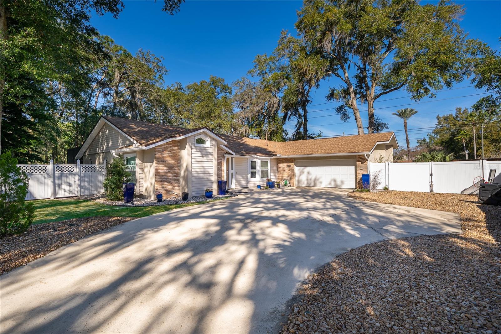 1077 HOWELL HARBOR DR, Casselberry FL 32707