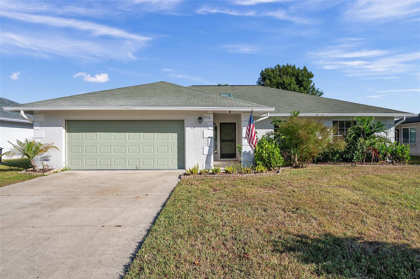 1946 TARPON CT, Wesley Chapel FL 33543