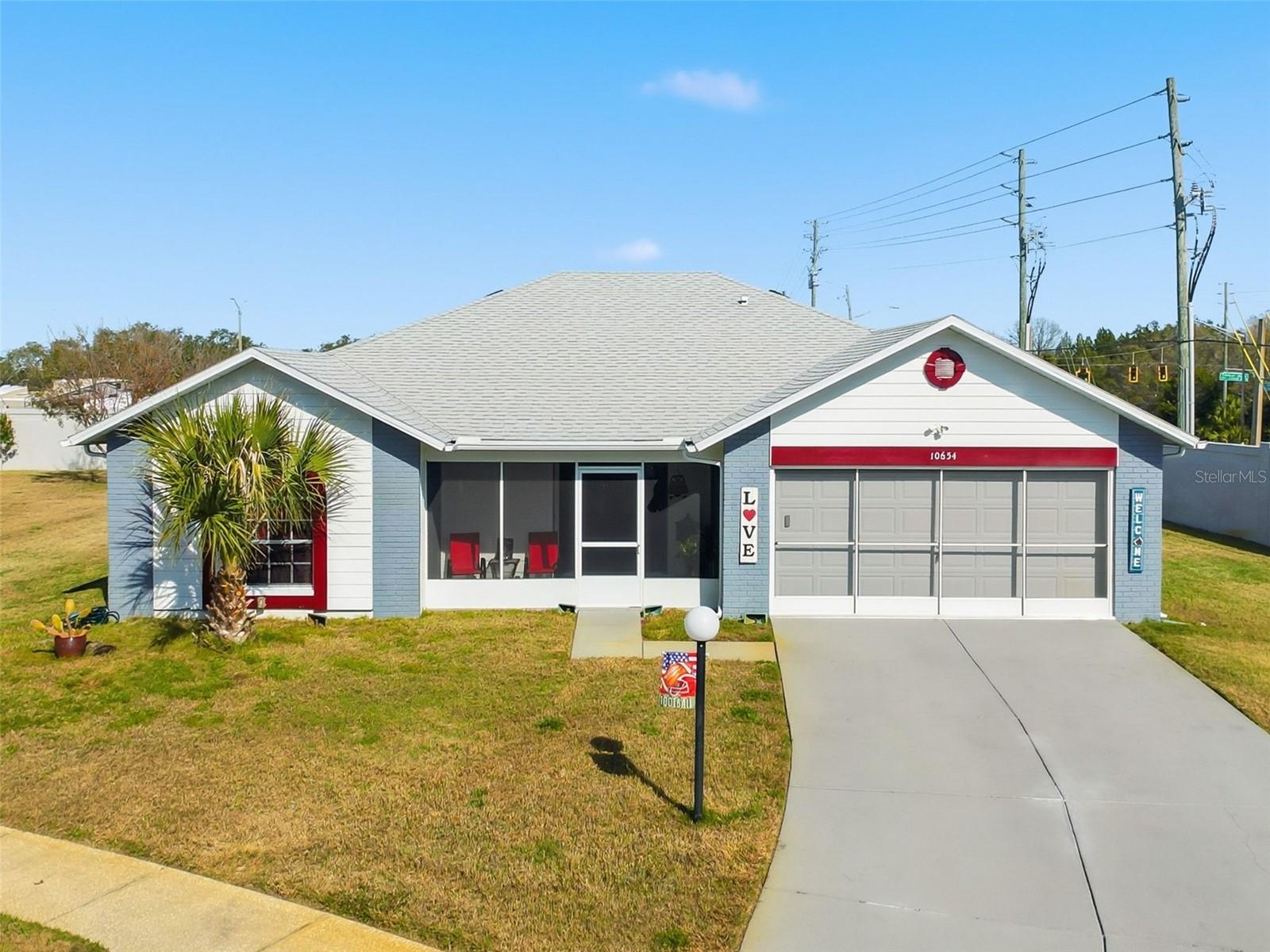 10654 FALLEN LEAF LN, Port Richey FL 34668