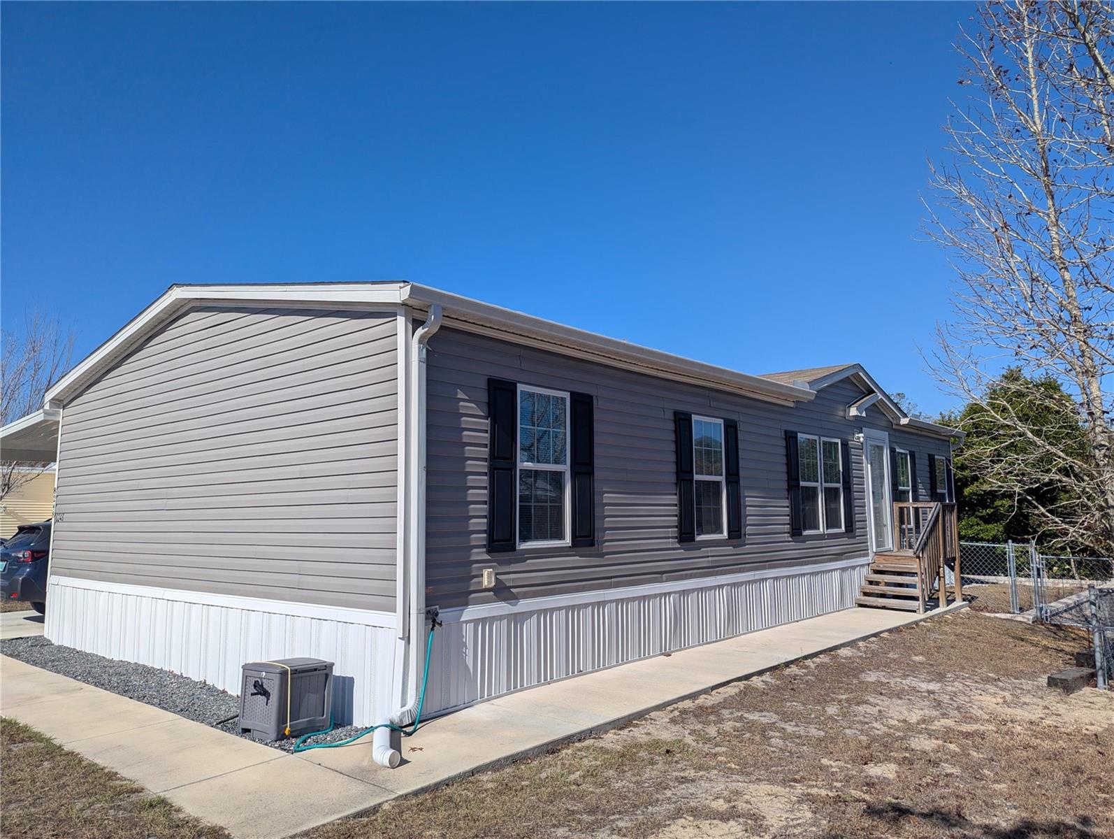 8248 WEATHERFORD AVE, Brooksville FL 34613