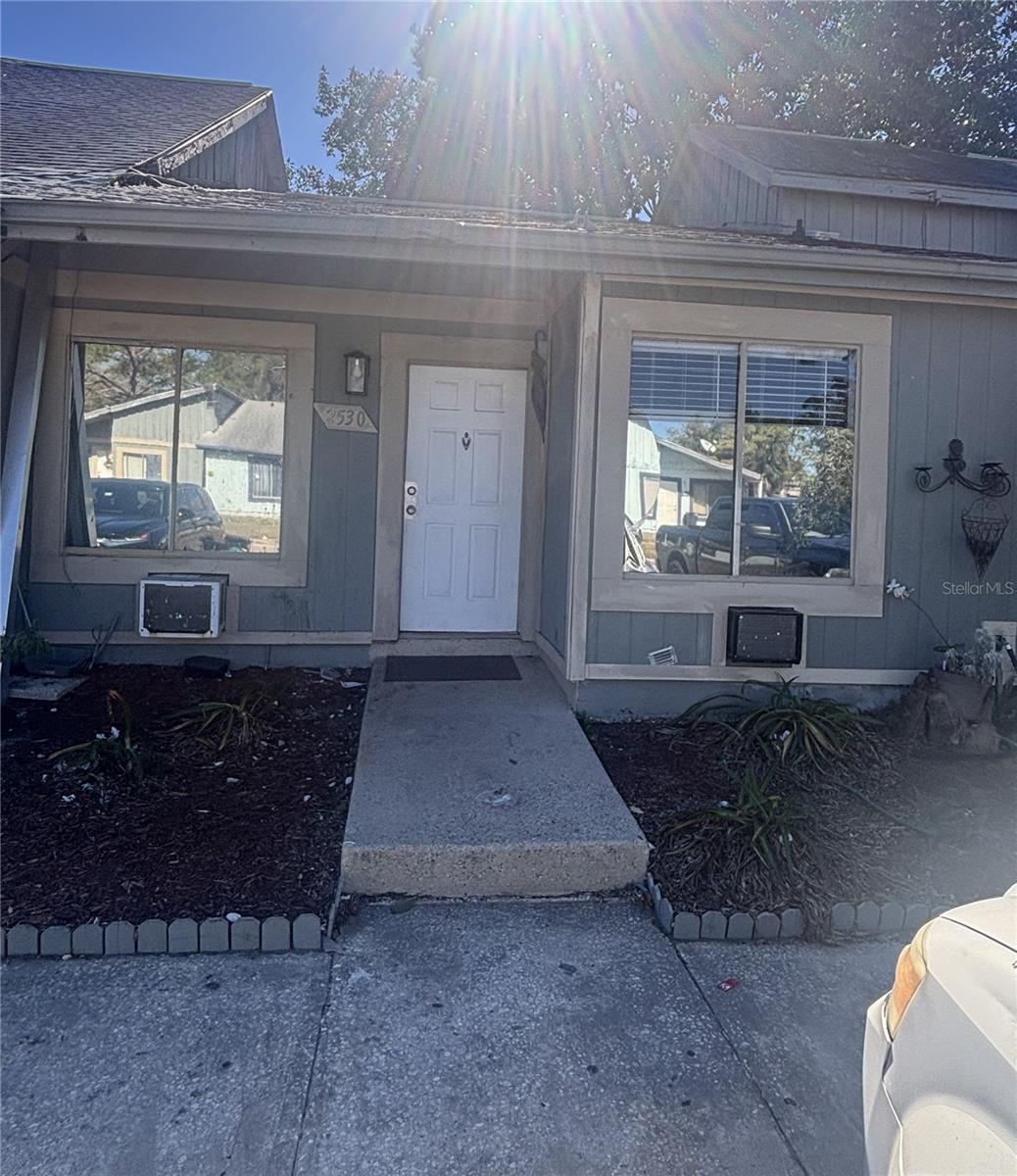 2530 SKAN CT #F, Orlando FL 32839