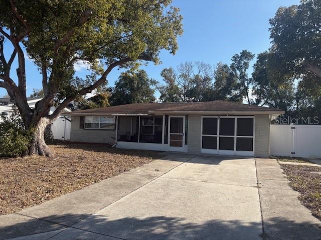 8006 PORTAGE DR, Port Richey FL 34668