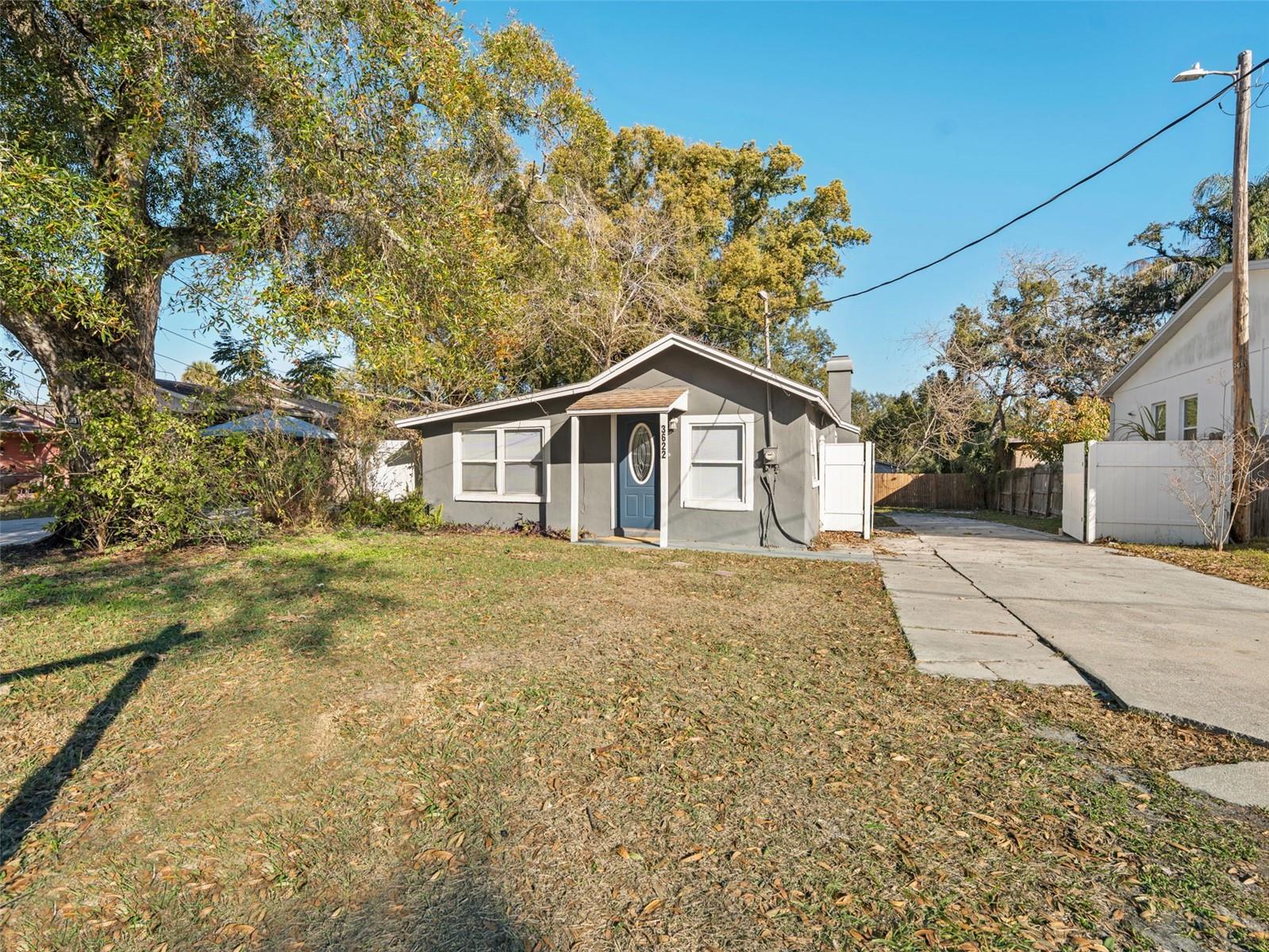 3622 E MOHAWK AVE, Tampa FL 33610