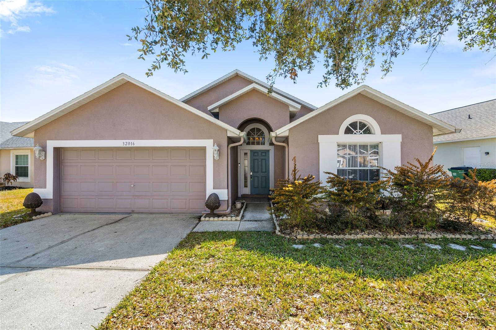 32016 BROOKSTONE DR, Wesley Chapel FL 33545