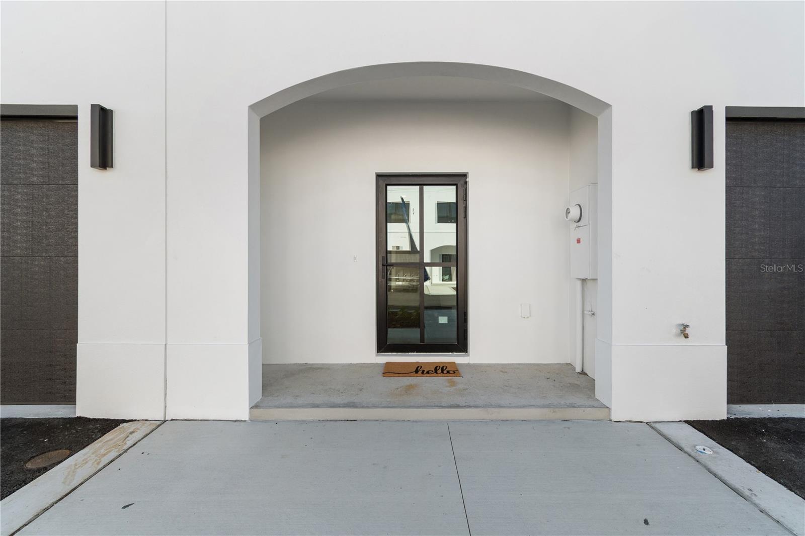 4348 CAMBIO GARDENS CT, Tampa FL 33610