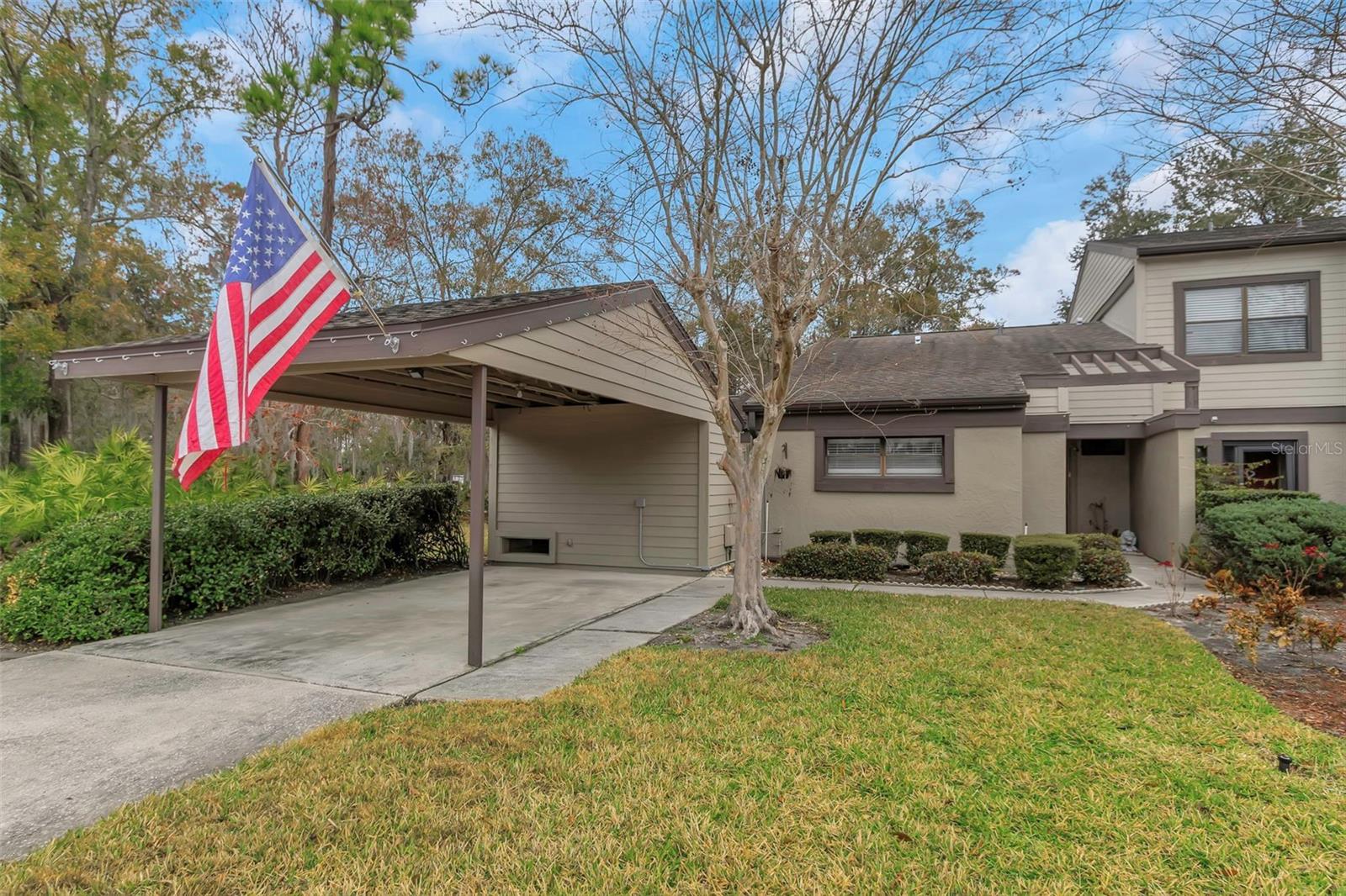 235 WOODS LANDING TRL #235, Oldsmar FL 34677