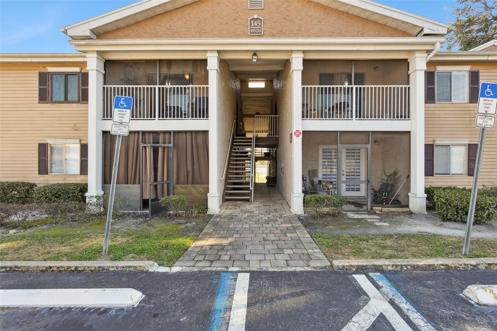 145 N PEARL LAKE CSWY #208, Altamonte Springs FL 32714