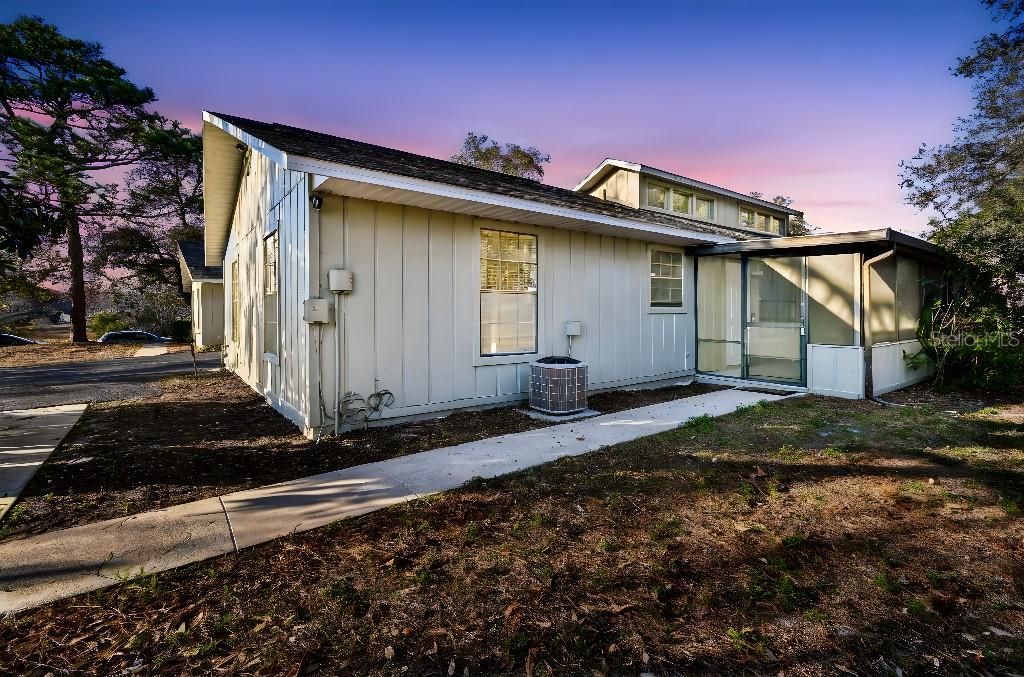 4662 LIGHTHOUSE CIR #136, Orlando FL 32808