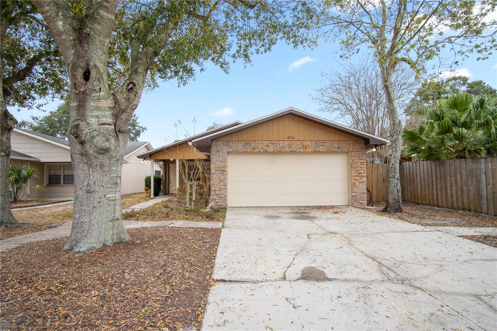 4310 SUNTREE BLVD, Orlando FL 32817