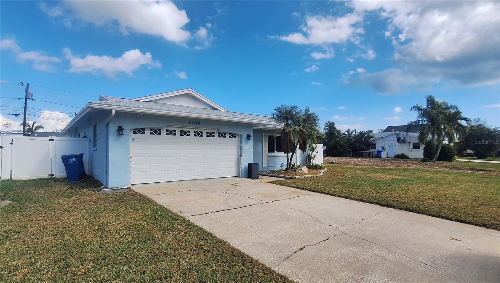 6019 VENETIAN BLVD NE, St Petersburg FL 33703