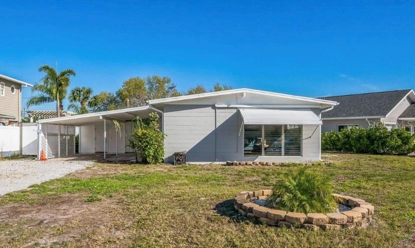 101 SUNLIT COVE DR NE, St Petersburg FL 33702