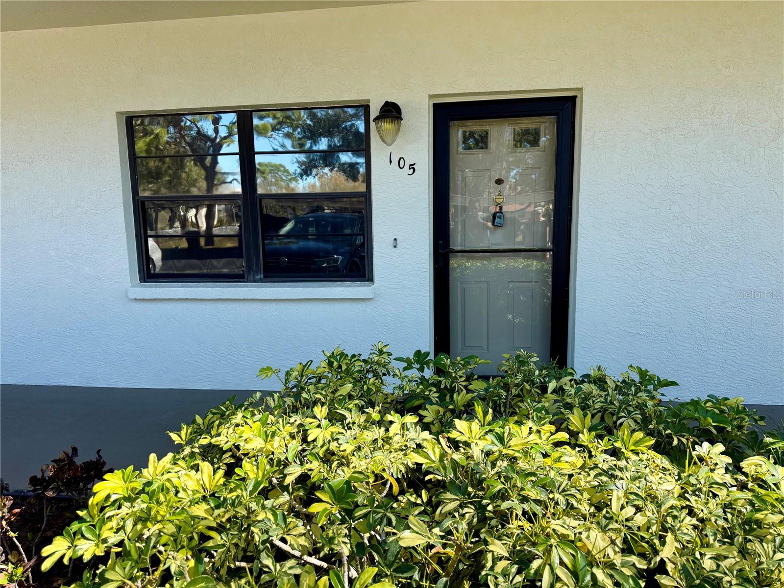 6070 80TH ST N #105, St Petersburg FL 33709