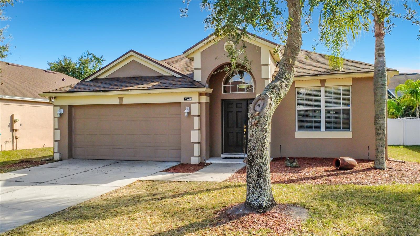 9578 ELM FOREST LN, Orlando FL 32829