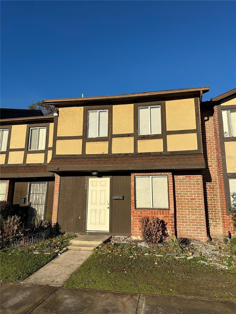 5064 DOWNING ST #4, Orlando FL 32839