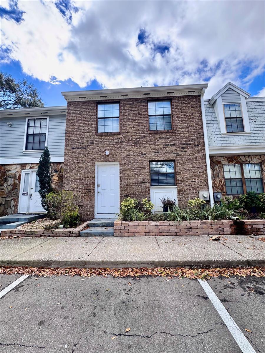 14804 WINDING CREEK CT, Tampa FL 33613