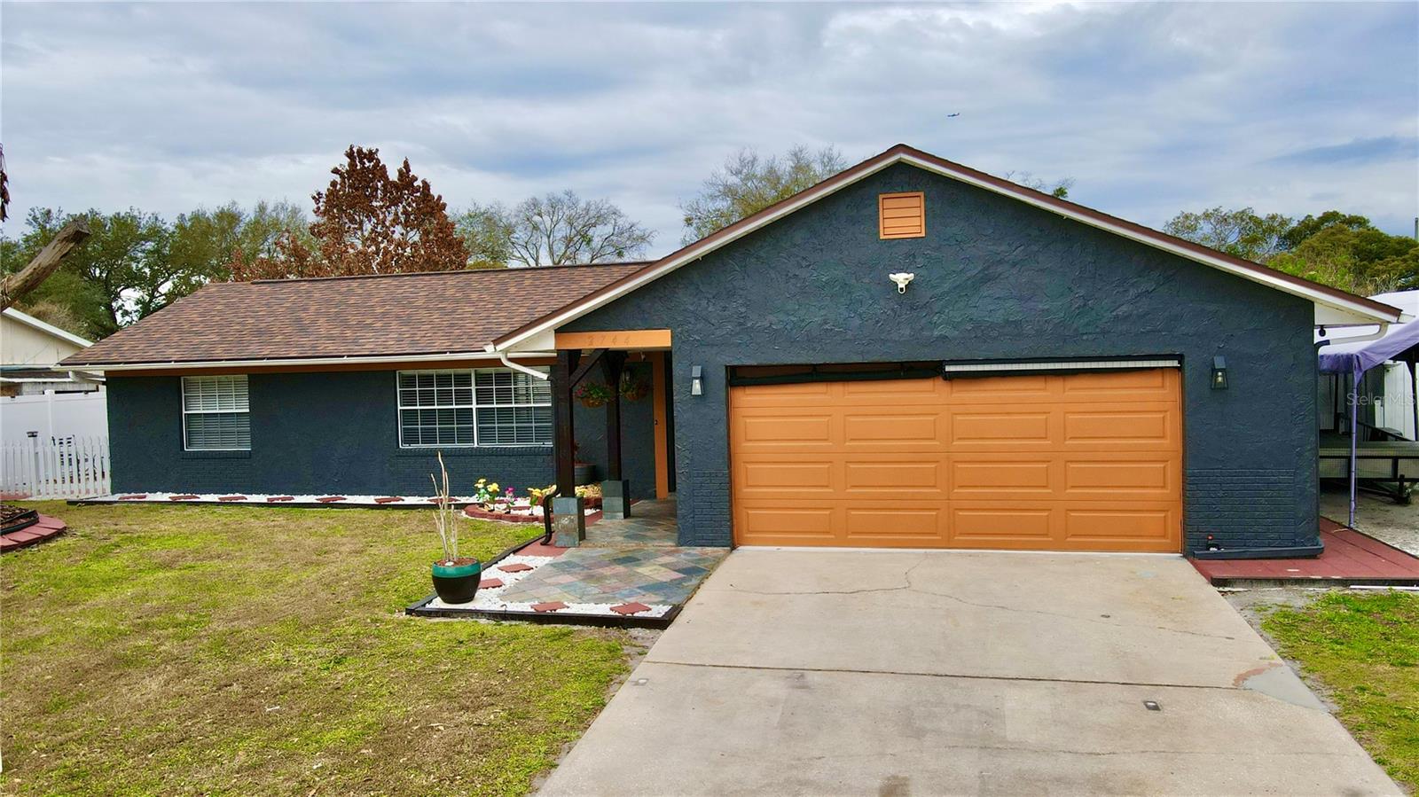 2744 MIDDLE ST, Orlando FL 32807