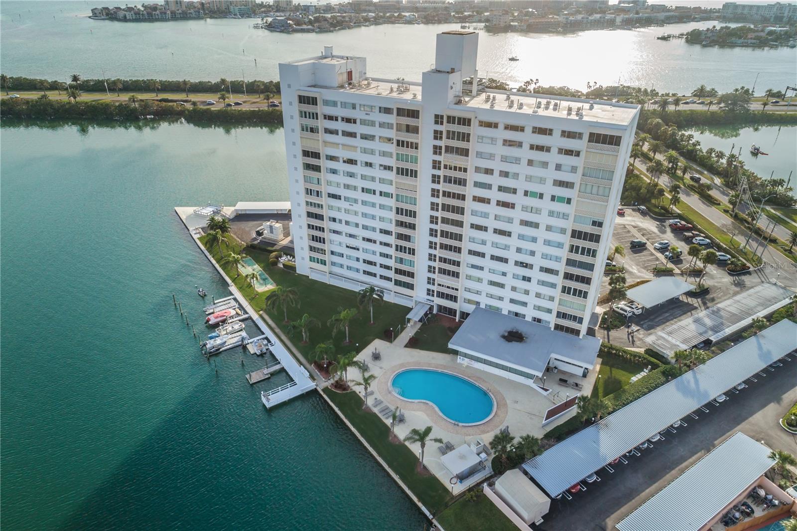 31 ISLAND WAY #1403, Clearwater Beach FL 33767