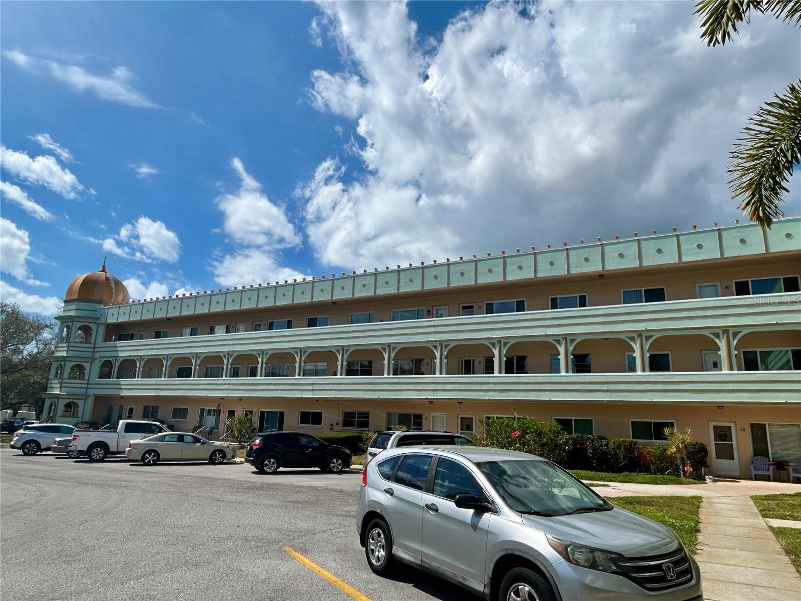 2286 NORWEGIAN DR #8, Clearwater FL 33763