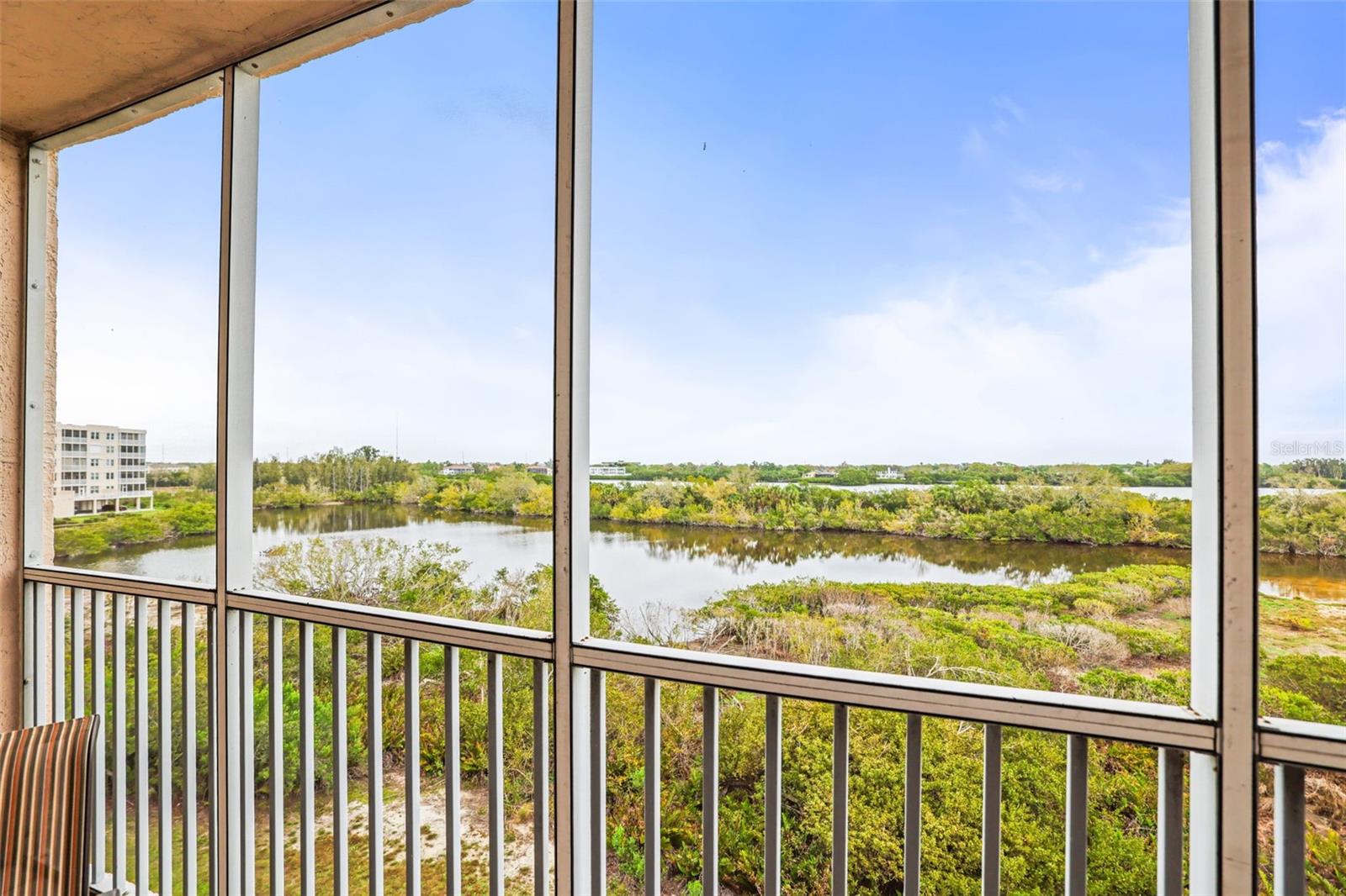 6399 SHORELINE DR #4305, St Petersburg FL 33708