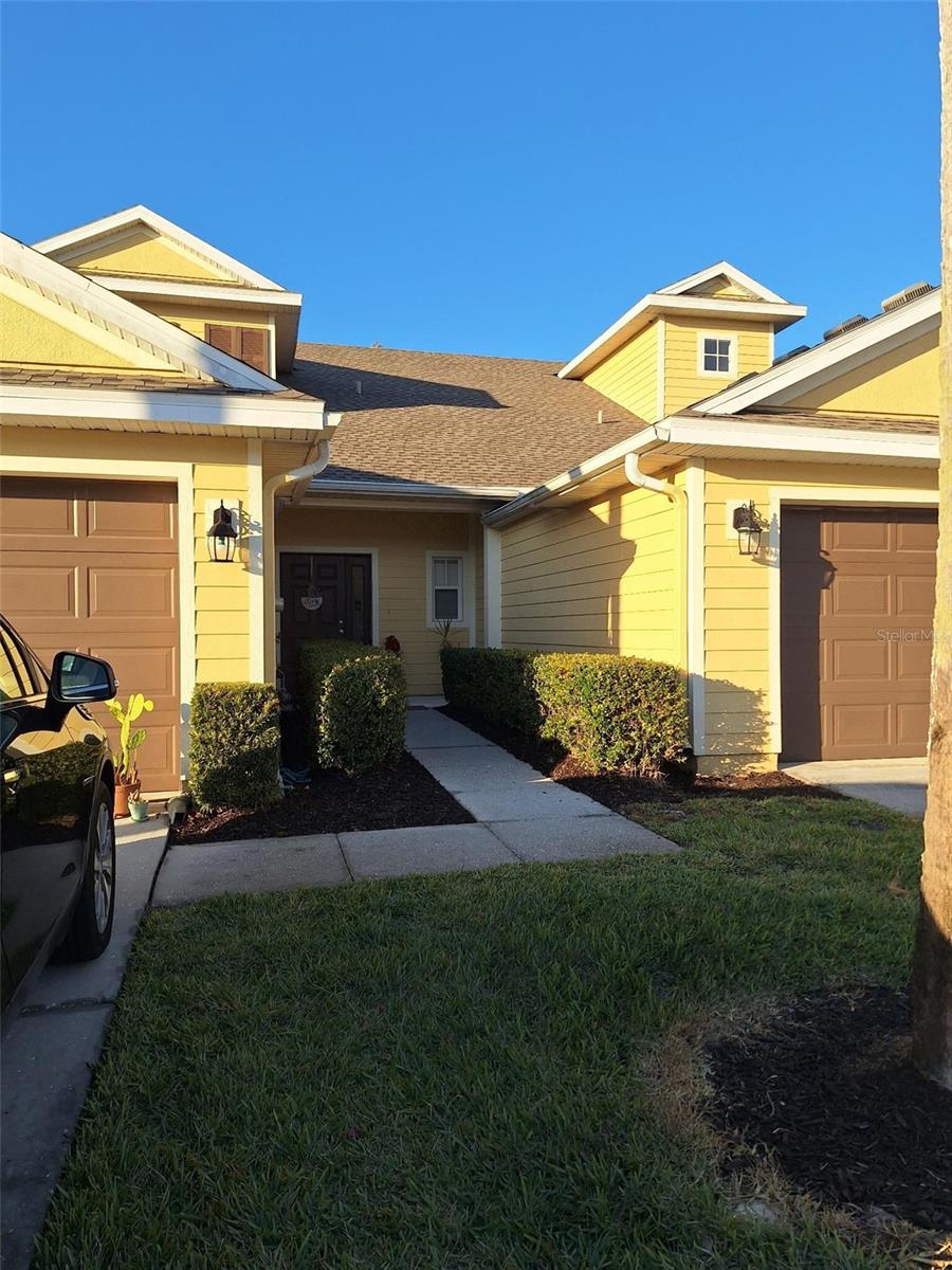 8520 BROKEN WILLOW CT, Tampa FL 33647