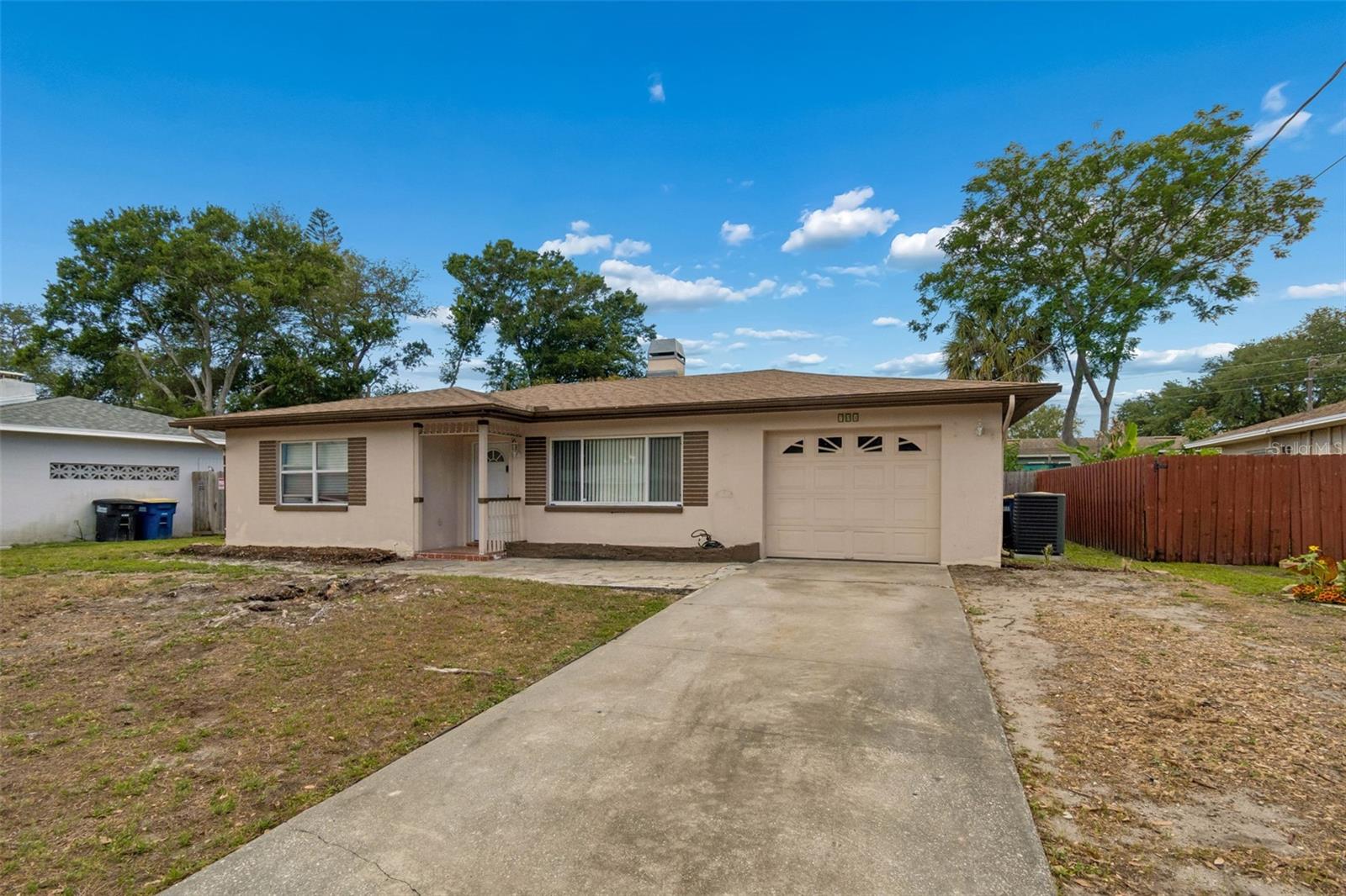 704 BROOKSIDE DR, Clearwater FL 33764