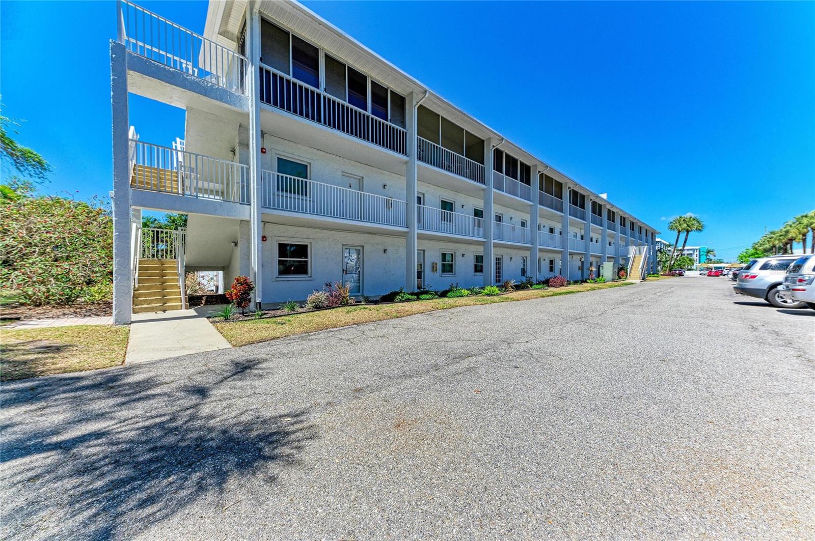 4920 38TH WAY S #210, St Petersburg FL 33711
