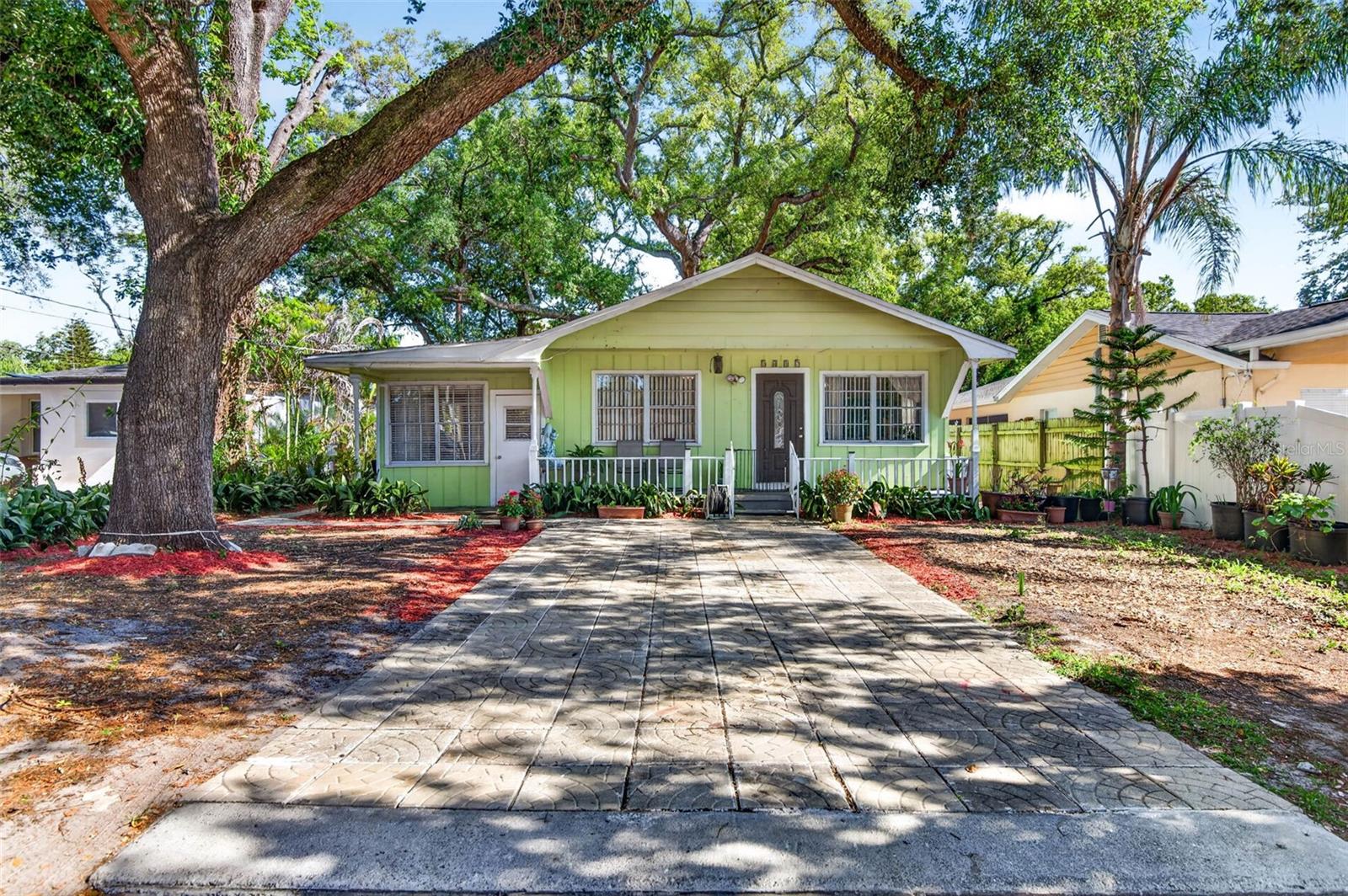 1417 W YUKON ST, Tampa FL 33604