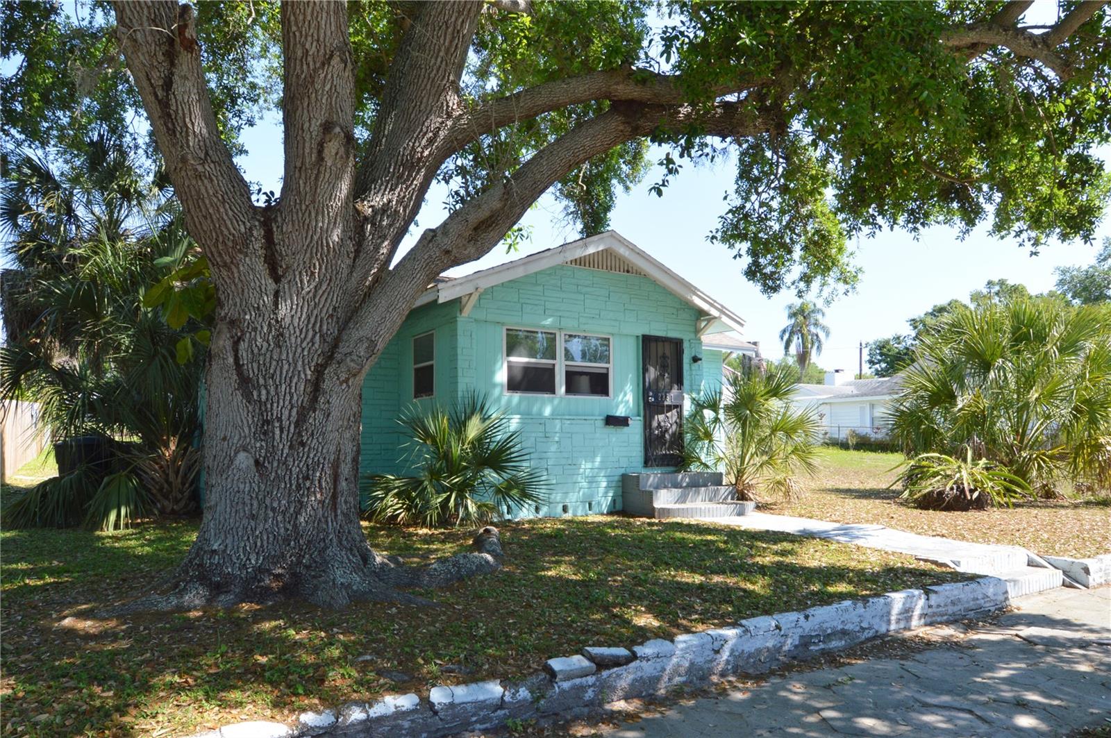 2351 25TH AVE S, St Petersburg FL 33712