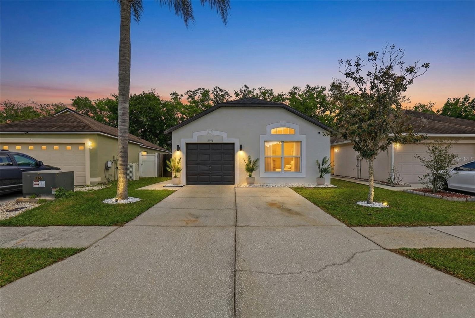 5916 LAKE FRONT DR, Wesley Chapel FL 33545