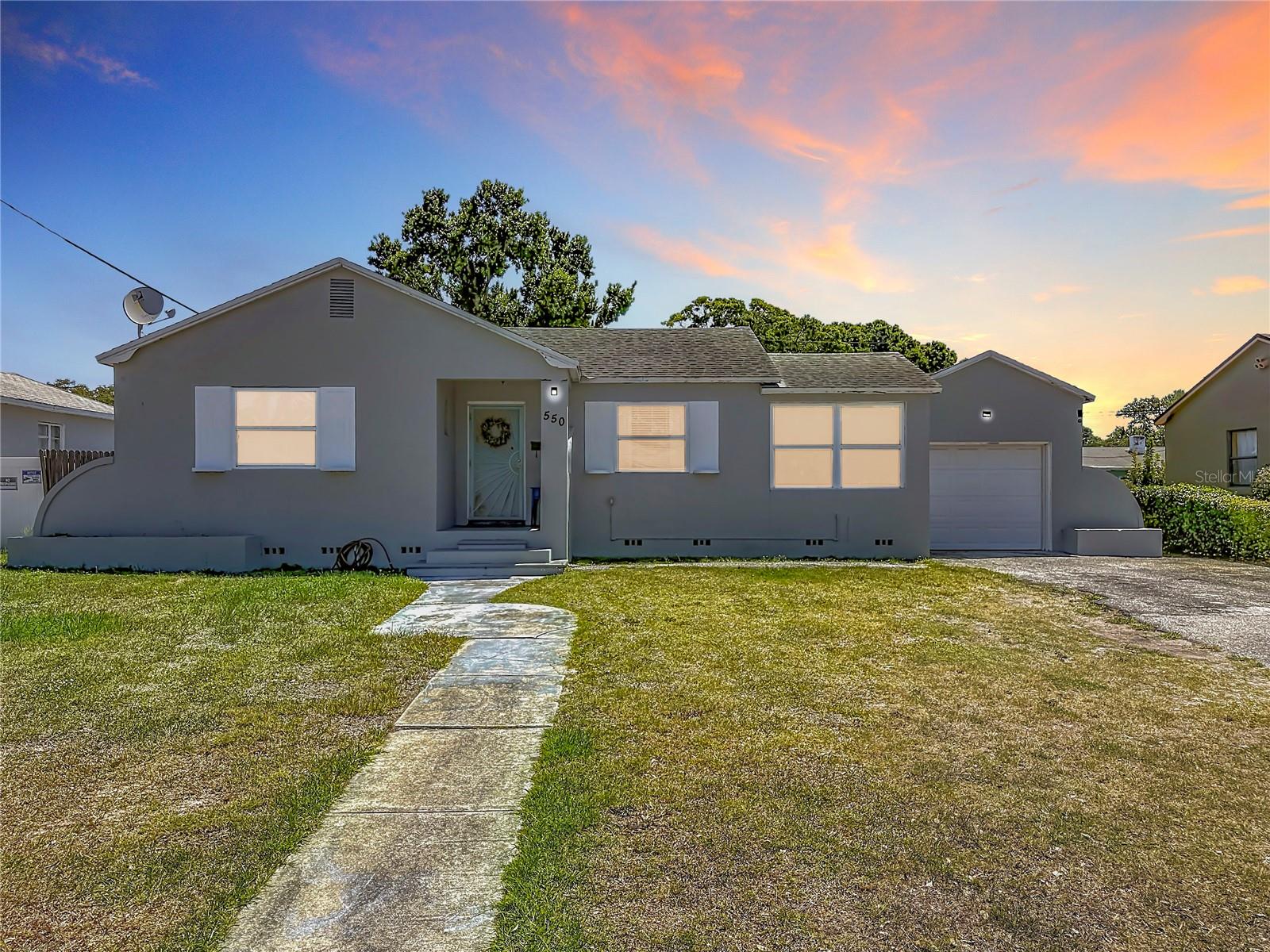 550 40TH ST S, St Petersburg FL 33711