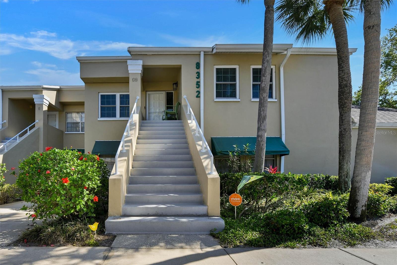 8352 MEADOWBROOK DR #10, Seminole FL 33777