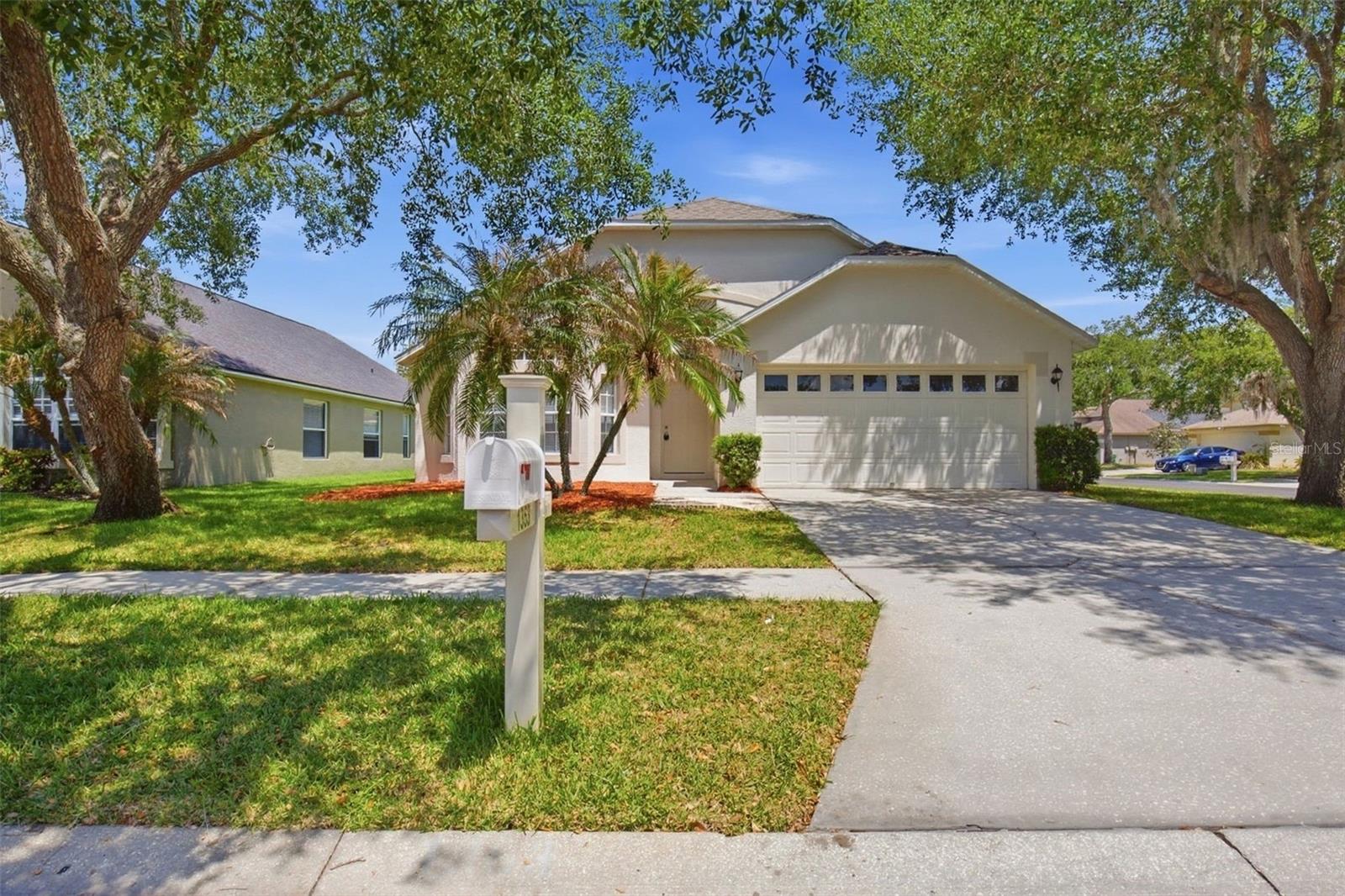 1353 CRIMSON CLOVER LN, Wesley Chapel FL 33543