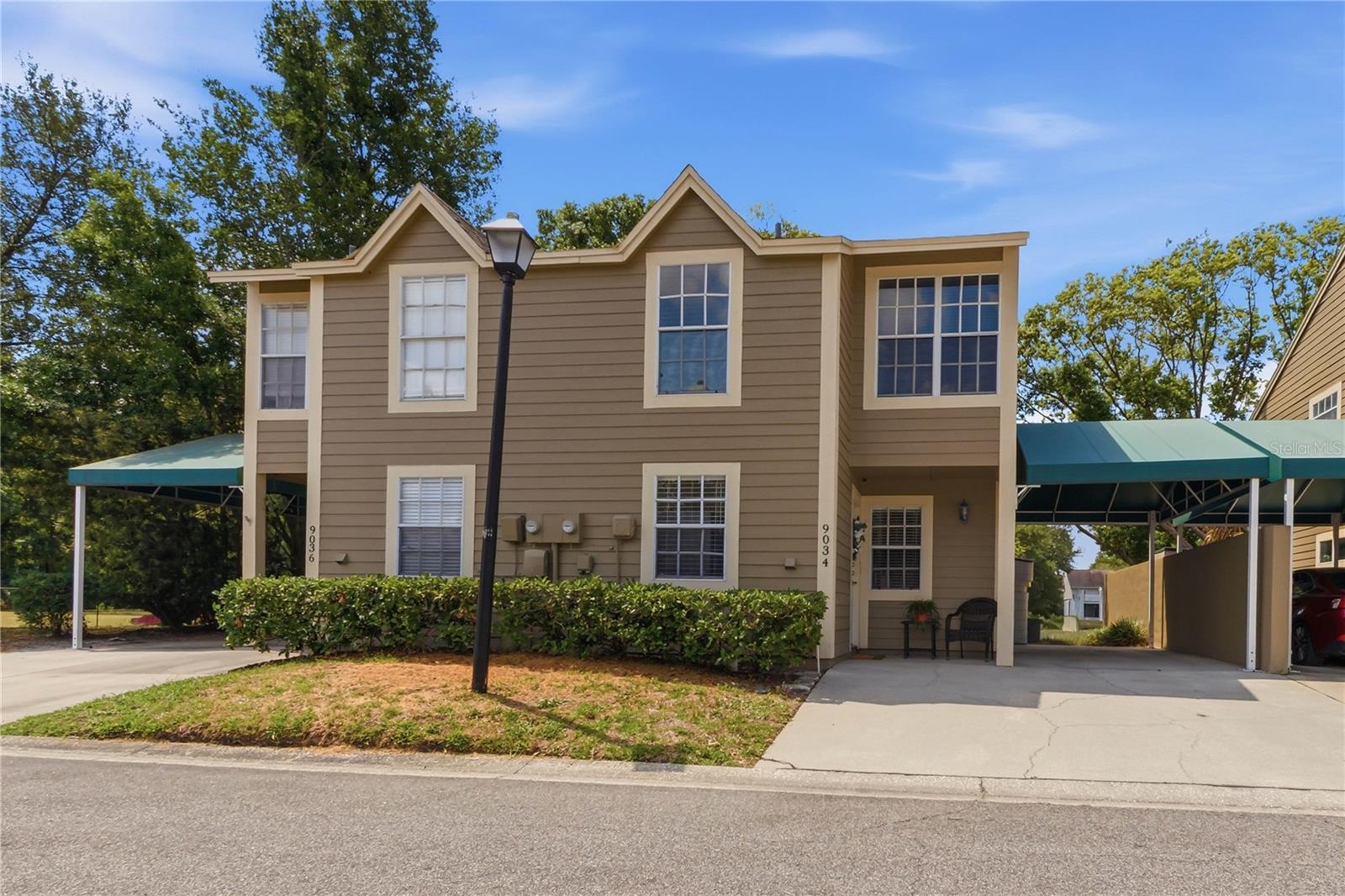 9034 LAKE PLACE LN #9034, Tampa FL 33634