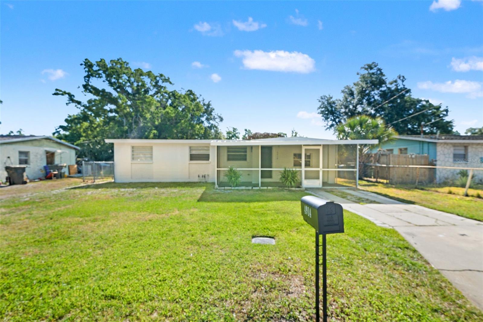 4914 S 82ND ST, Tampa FL 33619