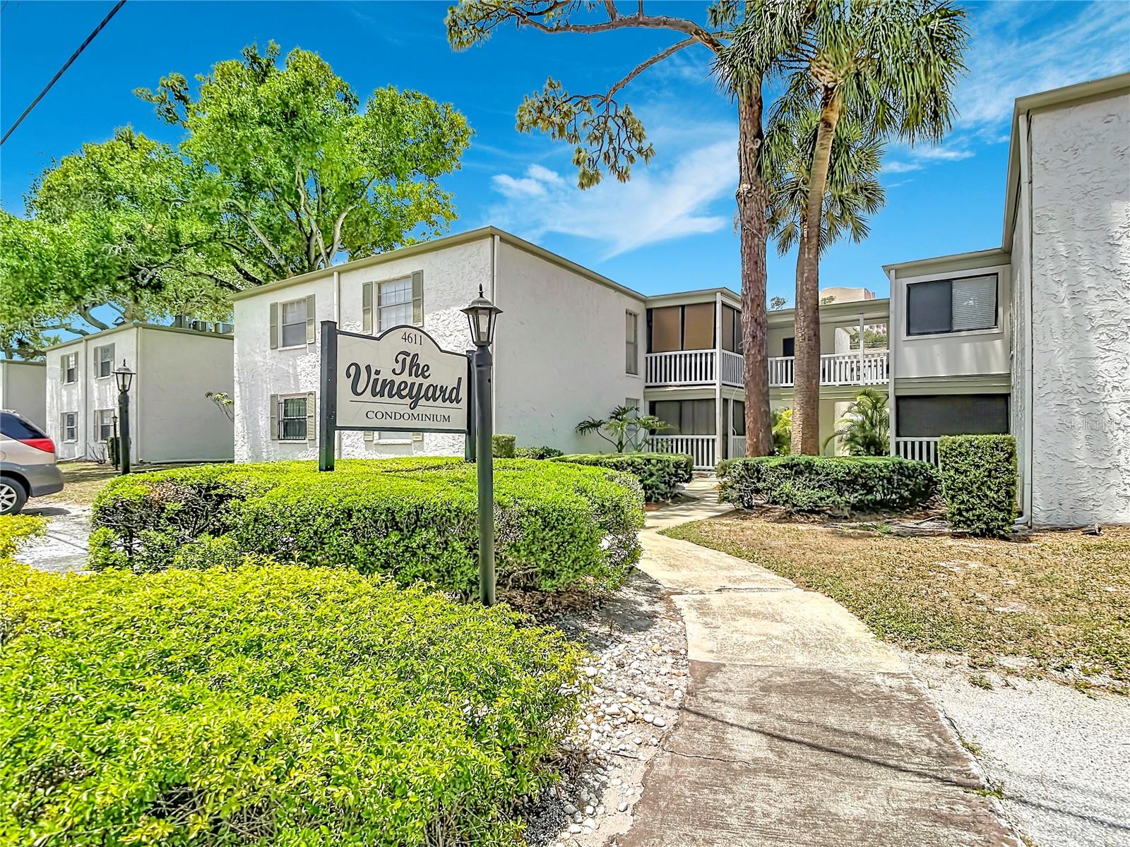 4611 W NORTH B ST #240, Tampa FL 33609