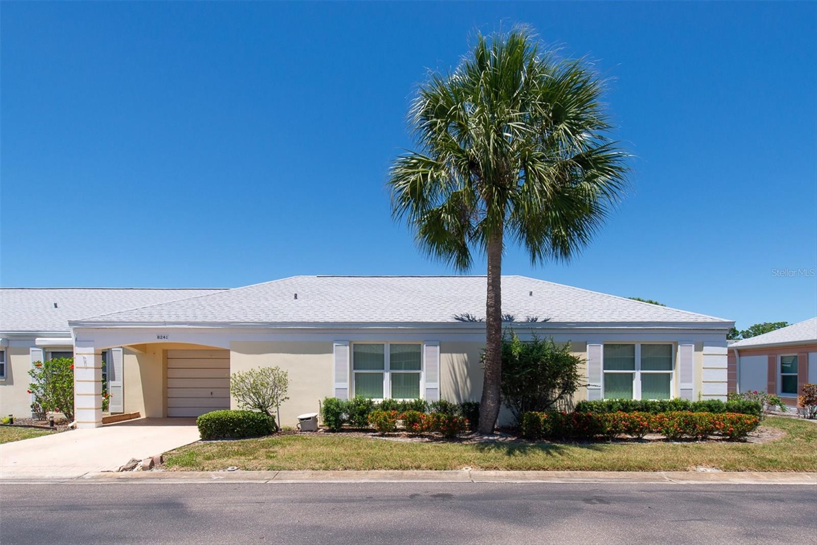 8241 BRENTWOOD RD #8241, Seminole FL 33777
