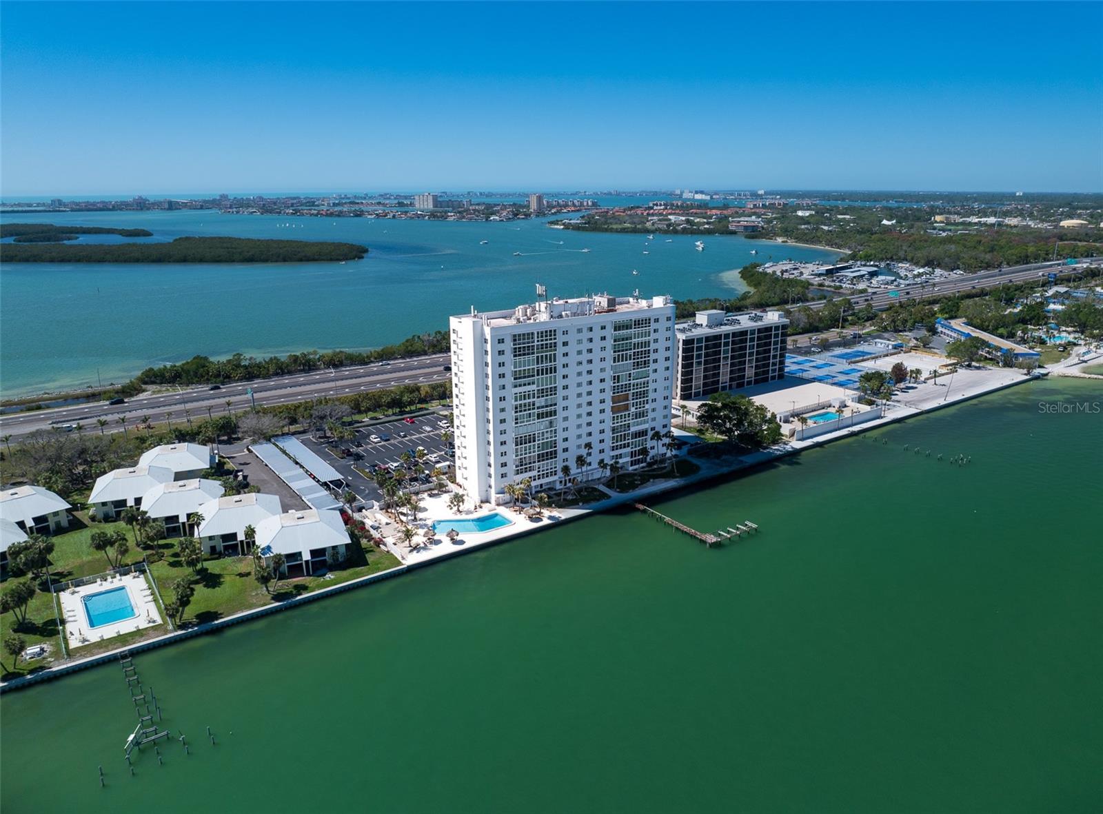 7200 SUNSHINE SKYWAY LN S #16G, St Petersburg FL 33711