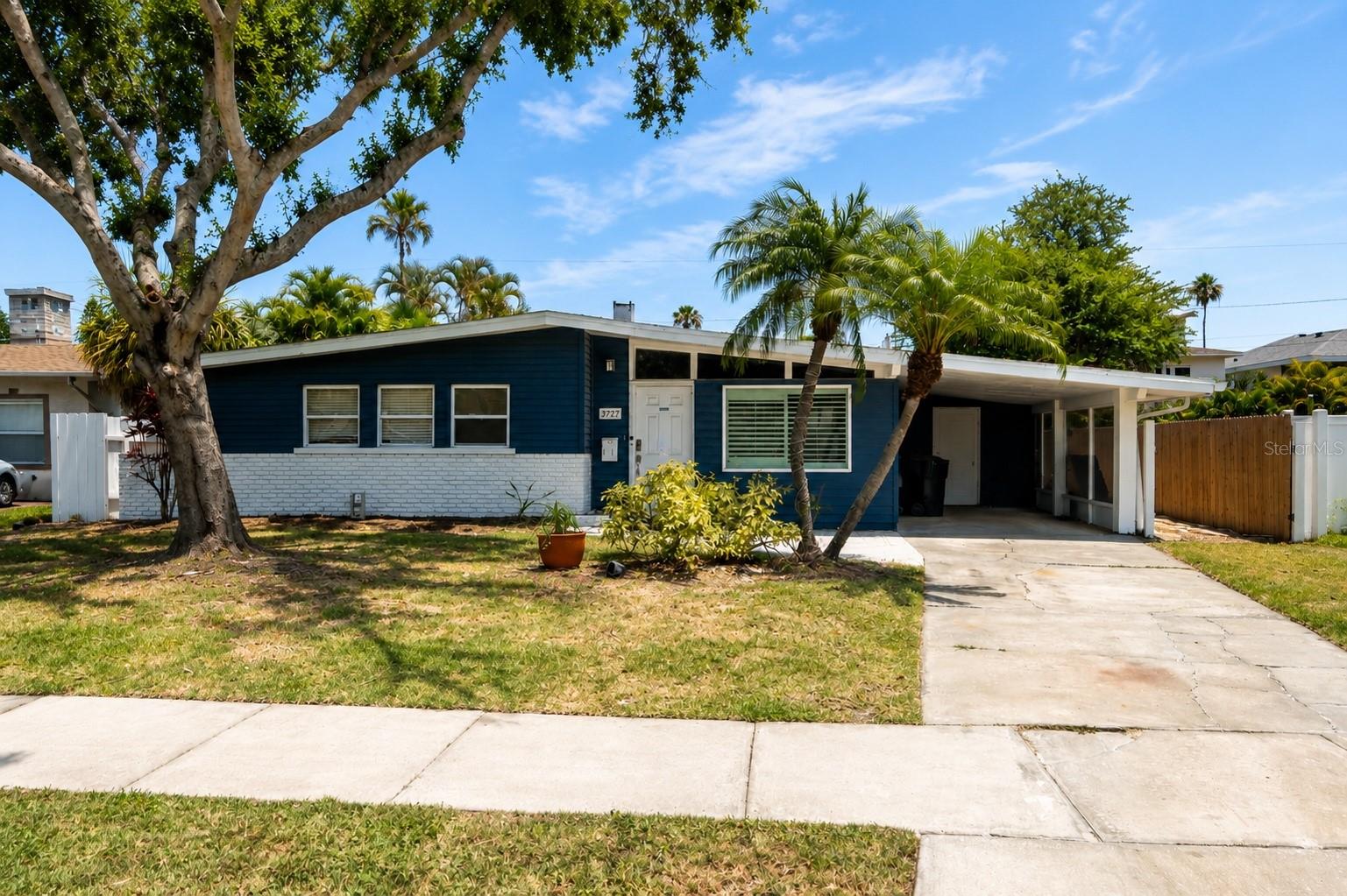 3727 ALABAMA AVE NE, St Petersburg FL 33703