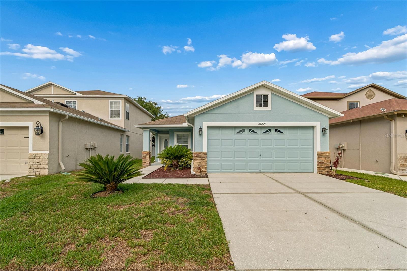 10226 PERTHSHIRE CIR, Land O Lakes FL 34638