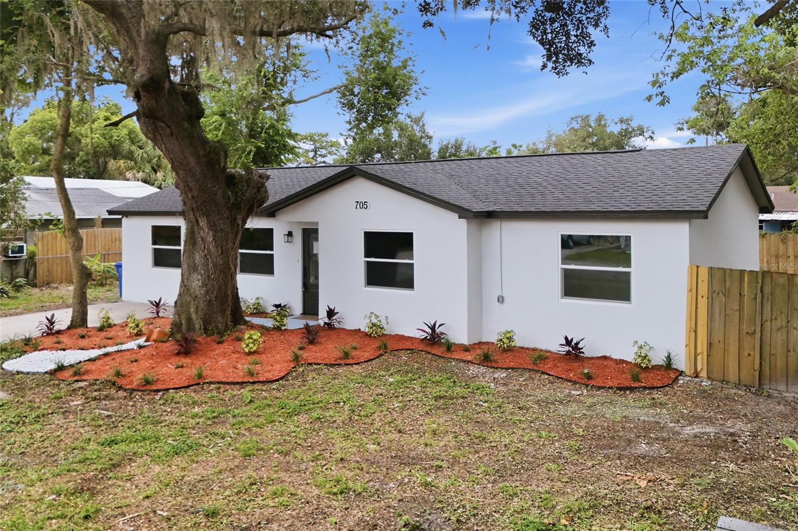 705 E 126TH AVE, Tampa FL 33612