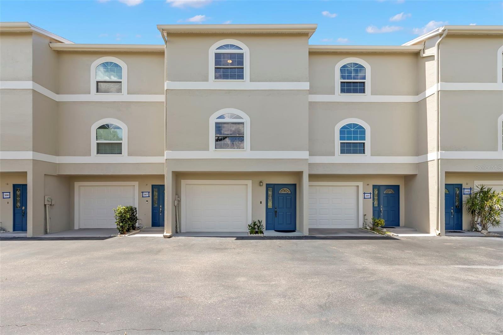 737 PINELLAS BAYWAY S #308, St Petersburg FL 33715