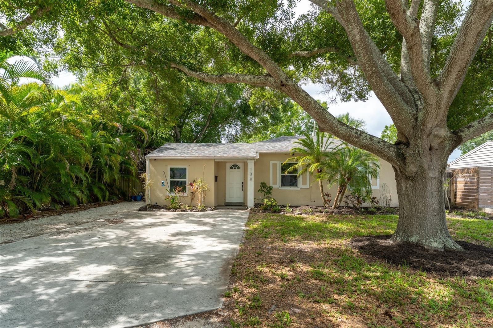 130 41ST AVE NE, St Petersburg FL 33703