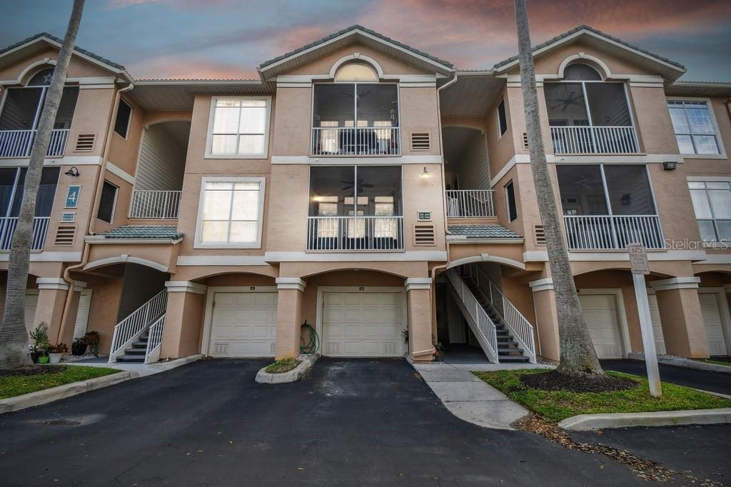 4304 BAY CLUB CIR #4304, Tampa FL 33607
