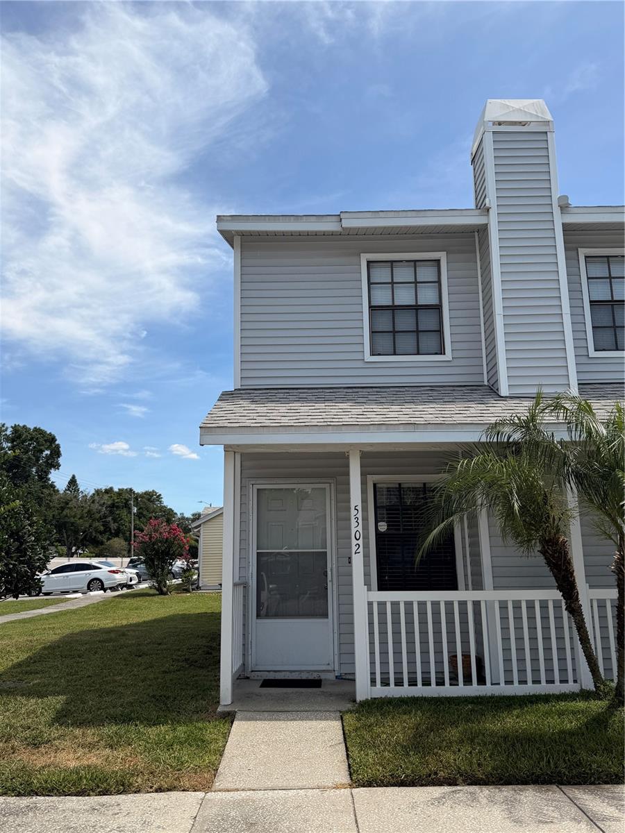 5302 LADYWELL CT, Tampa FL 33624