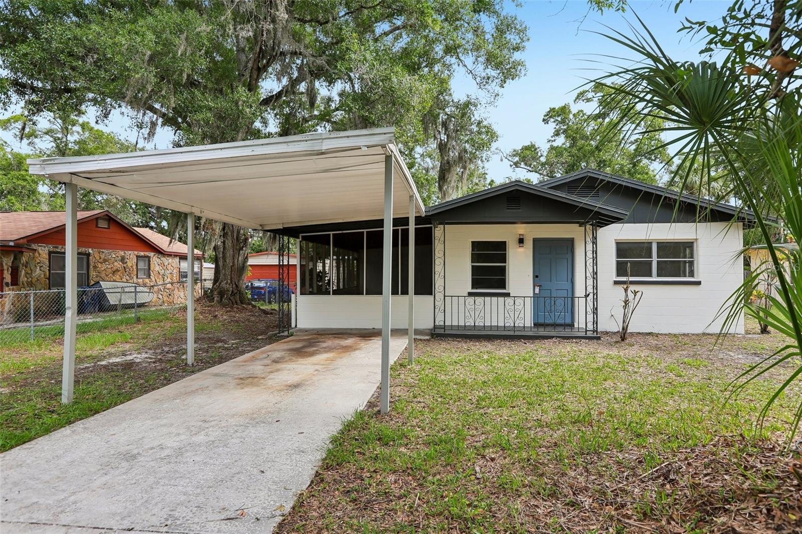 2002 E IDLEWILD AVE, Tampa FL 33610